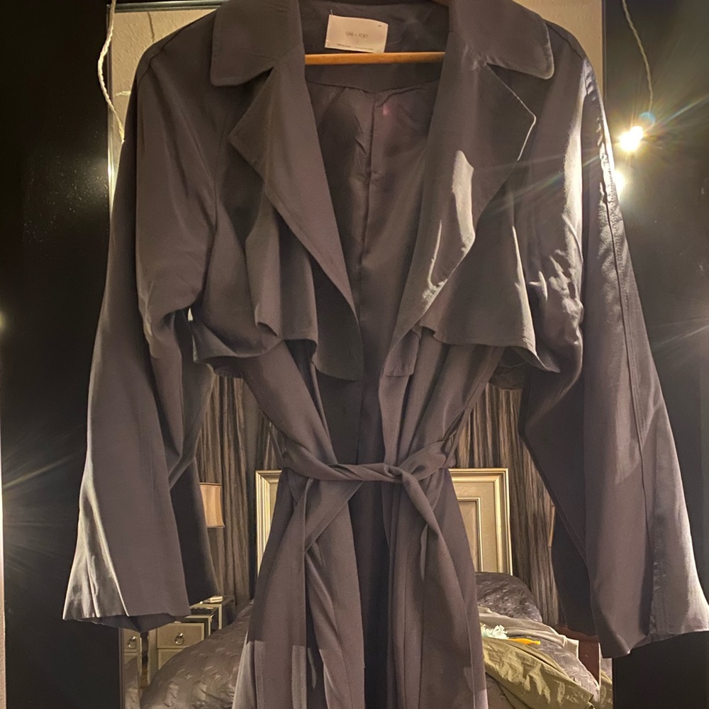 Oak+Fort Trench Coat 5883 size small - Picture 2 of 3